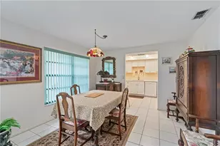 3913 SE 11th Ave, Cape Coral, FL 33904 - Photo 4