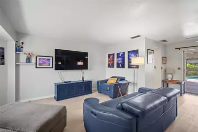 212 Willowick Dr, Naples, FL 34110 - Photo 8