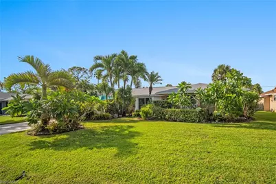 212 Willowick Dr, Naples, FL 34110 - Photo 36
