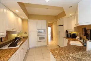 1060 Borghese Ln, Naples, FL 34114 - Photo 8