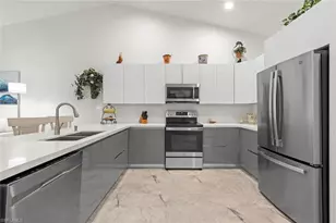 973 Hingham Way, Naples, FL 34104 - Photo 2