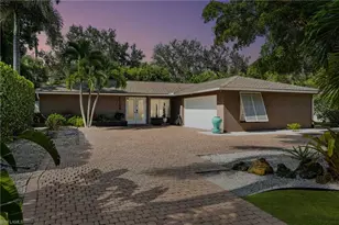 1131 Milano Dr, Naples, FL 34103 - Photo 40