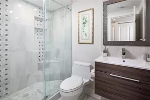 11 Bluebill Ave, Naples, FL 34108 - Photo 18