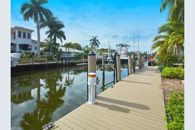 720 17th Ave S, Naples, FL 34102 - Photo 2