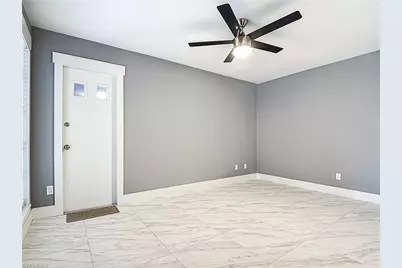 183 Round Key Cir #D4, Naples, FL 34112 - Photo 26