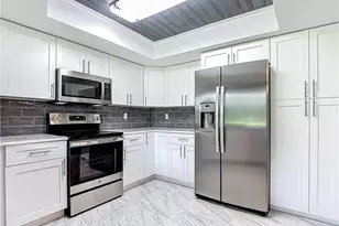 183 Round Key Cir, Naples, FL 34112 - Photo 22