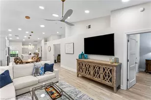 754 Wiggins Bay Dr, Naples, FL 34110 - Photo 10