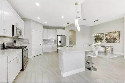 2185 Frangipani Cir #202, Naples, FL 34120 - Photo 12