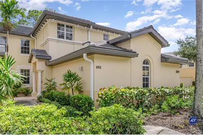 2001 Tarpon Bay Dr N #202, Naples, FL 34119 - Photo 2