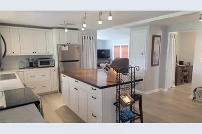 4704 Pago Pago Ln, Bonita Springs, FL 34134 - Photo 4