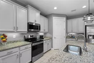 28188 Seasons Tide Ave, Bonita Springs, FL 34135 - Photo 14