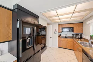 4031 Gulf Shore Blvd N, Naples, FL 34103 - Photo 24