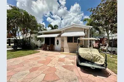 186 Panther Pass Cir #186, Naples, FL 34114 - Photo 2