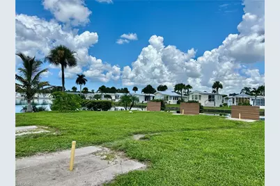 186 Panther Pass Cir #186, Naples, FL 34114 - Photo 44