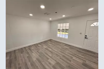 120 18th St NE, Naples, FL 34120 - Photo 4