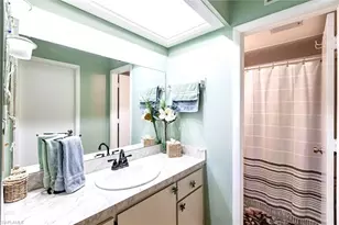 185 Penny Ln, Naples, FL 34112 - Photo 16