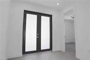 10830 St Lucia Ct, Bonita Springs, FL 34135 - Photo 6