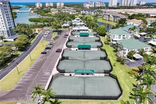 320 Horse Creek Dr, Naples, FL 34110 - Photo 24