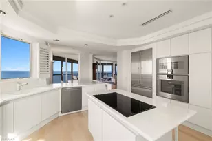 8473 Bay Colony Dr, Naples, FL 34108 - Photo 8