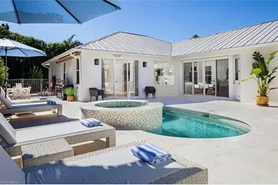 1216 Cypress Woods Dr, Naples, FL 34103 - Photo 12