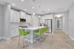 2231 Marquesa Cir, Naples, FL 34112 - Photo 4