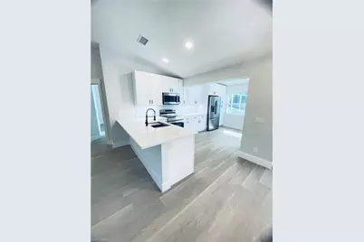 390 20th Ave NW, Naples, FL 34120 - Photo 4