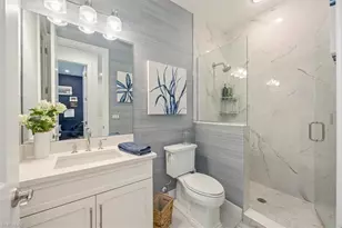 12940 Pembroke Dr, Naples, FL 34105 - Photo 20