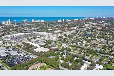 1135 Shady Rest Ln, Naples, FL 34103 - Photo 14