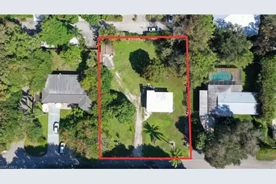 1135 Shady Rest Ln, Naples, FL 34103 - Photo 4
