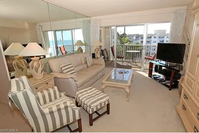 3443 Gulf Shore Blvd N #804, Naples, FL 34103 - Photo 2