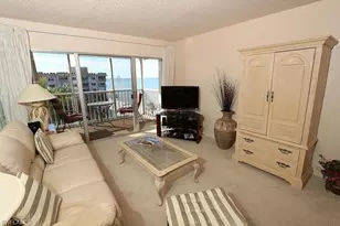 3443 Gulf Shore Blvd N, Naples, FL 34103 - Photo 4