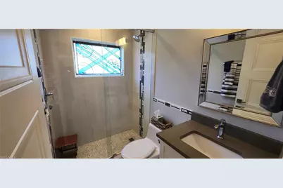 421 Kings Way, Naples, FL 34104 - Photo 16