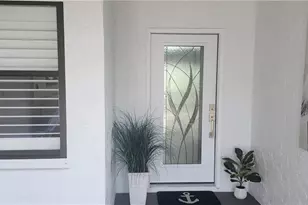 421 Kings Way, Naples, FL 34104 - Photo 2