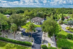 328 16th Ave NW, Naples, FL 34120 - Photo 1