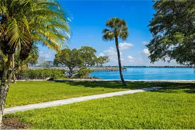 14817 Laguna Dr #203, Fort Myers, FL 33908 - Photo 32