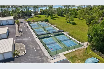 2117 Crystal Lake Dr, Naples, FL 34120 - Photo 4