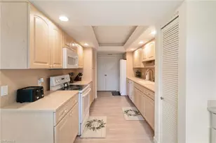 425 Wildwood Ln, Naples, FL 34105 - Photo 44