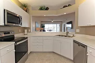 3380 Crown Pointe Blvd W, Naples, FL 34112 - Photo 8