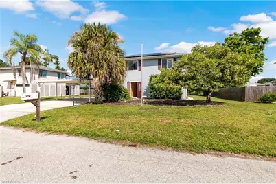 8137 Gull Ln, Fort Myers, FL 33967 - Photo 6