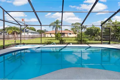 8137 Gull Ln, Fort Myers, FL 33967 - Photo 2