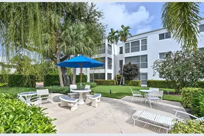 250 7th Ave S #202, Naples, FL 34102 - Photo 22