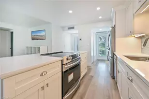 250 7th Ave S, Naples, FL 34102 - Photo 8