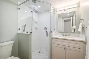 250 7th Ave S, Naples, FL 34102 - Photo 14