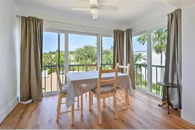 250 7th Ave S #301, Naples, FL 34102 - Photo 8