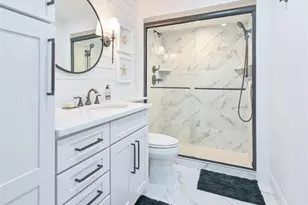 3105 Riviera Dr, Naples, FL 34103 - Photo 24