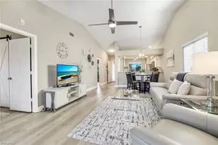 7360 Glenmoor Ln, Naples, FL 34104 - Photo 2