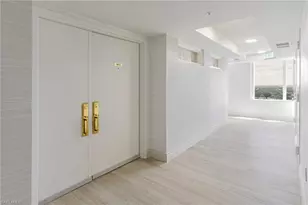 6849 Grenadier Blvd, Naples, FL 34108 - Photo 4