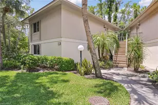15 Bobolink Ct, Naples, FL 34105 - Photo 1