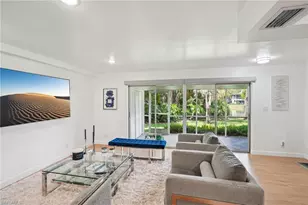 15 Bobolink Ct, Naples, FL 34105 - Photo 8