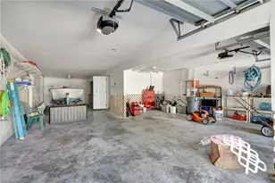 768 Park Ave, Naples, FL 34110 - Photo 16